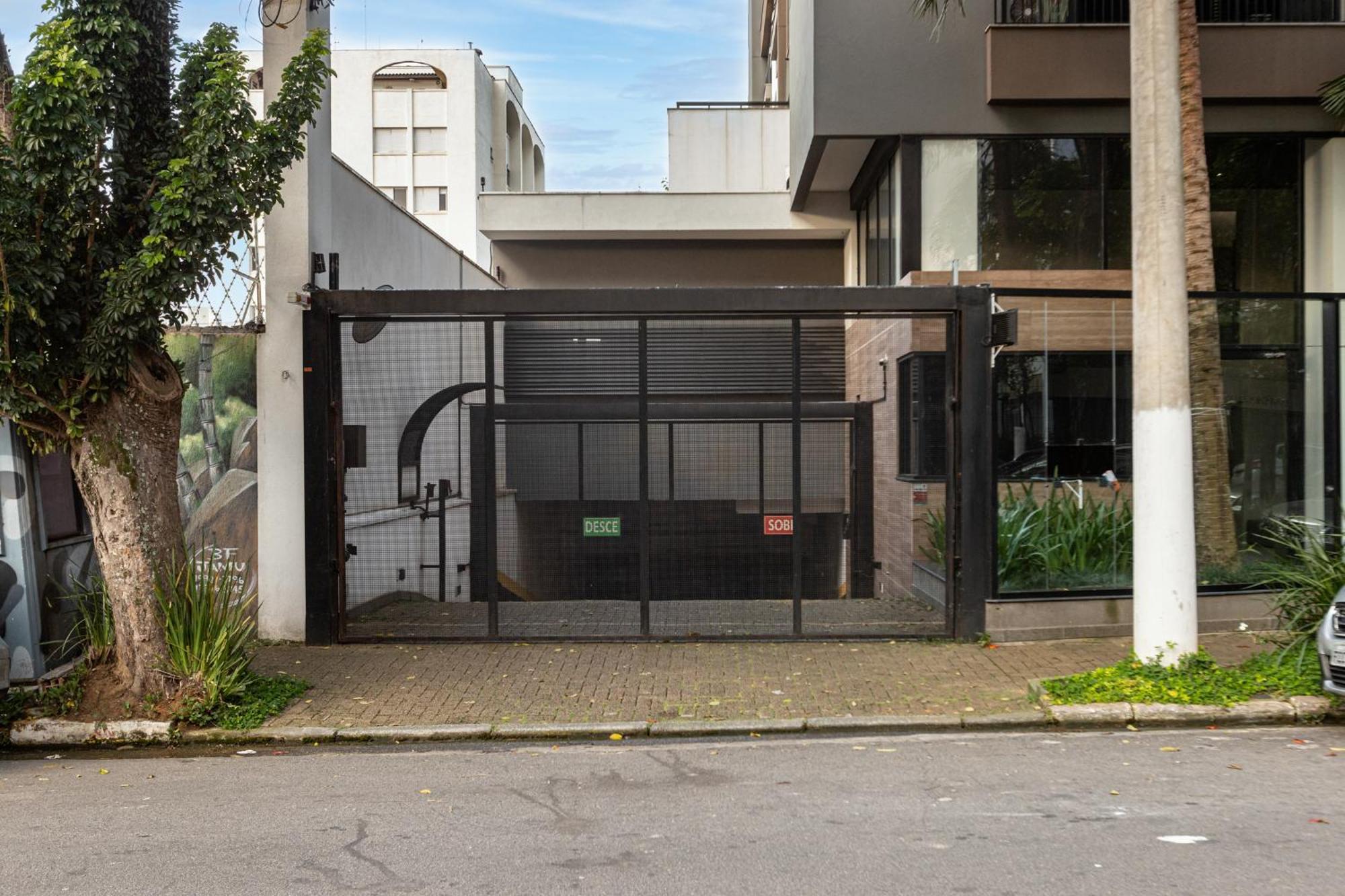Easy Star - Com Vista Livre Campo Belo - Iq01i * São Paulo